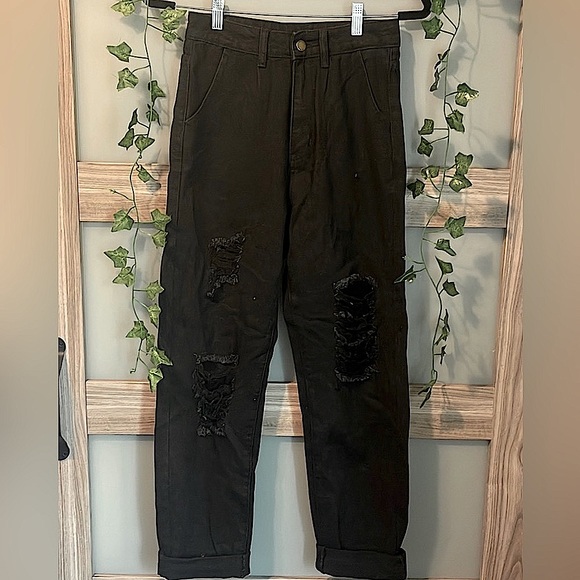 Baggy Ripped/Distressed Black Jeans - long enough to cuff - Picture 1 of 3